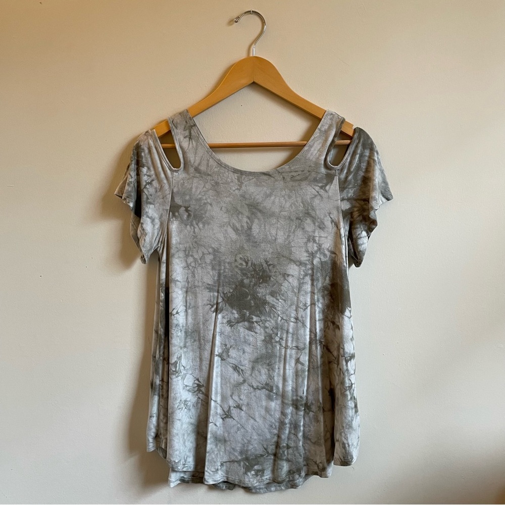 Olivia Sky Marble Dyed Cold Shoulder Blouse